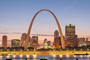 Images Dated 23rd August 2018: St. Louis, Missouri, USA downtown cityscape on the Mississippi River at twilight