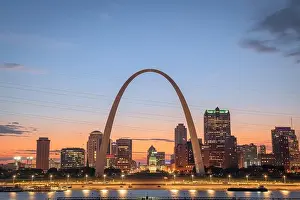 St. Louis, Missouri, USA downtown cityscape on the river at dusk