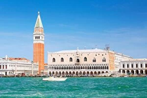 Images Dated 9th August 2012: St Mark's Campanile (Campanile di San Marco) and Doge's Palace (Palazzo Ducale) in Venice (Venezia)