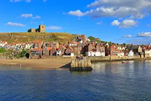 North Yorkshire Prints: St Mary's Church on East Cliff above Fishermen's cottages and Tate Hill Pier