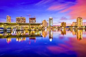 Images Dated 19th July 2017: St. Petersburg, Florida, USA downtown city skyline