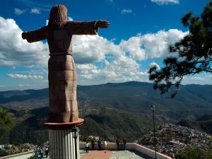 Outstretched Prints: The statue of Christ overlooking Taxco