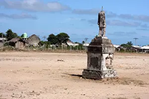 Headless Prints: Statue damaged during Sri Lankan Civil War
