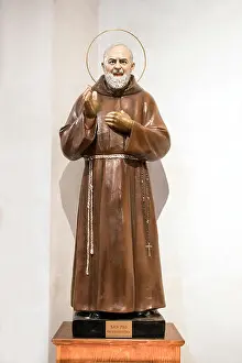Friar Prints: Statue of Padre Pio or Saint Pio of Pietrelcina