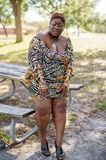 Forties Prints: Stock photo beautiful BBW plus sized model posing in the park