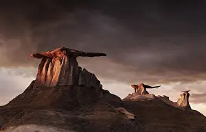 Stone Wings, bizarre rock formations in Bisti Badlands, New Mexico, USA