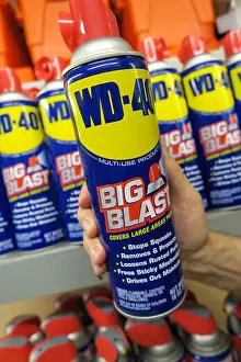 Cleanliness Prints: Store Display, WD-40 Penetrating Oil Spray Cans, USA
