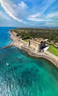 Palo Prints: Stunning aerial scenic view of castle on the beach a Ladispoli - Castello Palo Odescalchi
