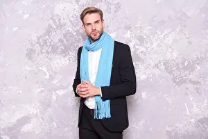 Unshaven Prints: Styling busy days with elegant scarf