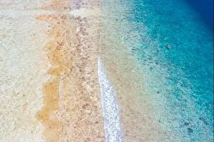 Images Dated 15th December 2018: Summer aerial photo of beach with ocean and free space for your decoration