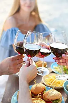 Picnic Prints: Summer picnic with red wine