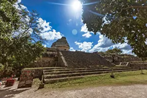 Maya Prints: Sunlight illuminates el caracol