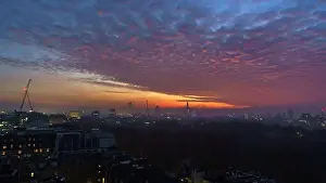 London Skyline Prints: Sunrise view of London city from Park Lane Fourseasons hotel