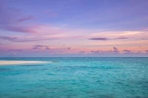 Images Dated 26th May 2019: Sunset seascape, dream nature view. Amazing twilight colors, pastel colored sky clouds