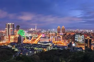 Taipei, Taiwan city skyline in the Xinyi District at twilight