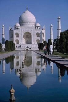 November Collection: Taj Mahal and Reflecting Pool, Agra, India, 1962