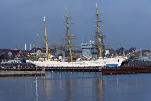 Yachting Prints: The tall ship of the German Navy called Gorch Fock