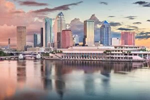 Images Dated 22nd July 2017: Tampa, Florida, USA downtown skyline on the bay at dawn
