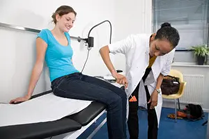 Knee Prints: Testing her reflexes