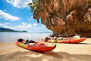 Images Dated 30th November 2011: Thailand - Phang Nga Bay landscape, canoe trip