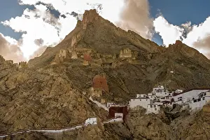Tibet, Skekar Dzong