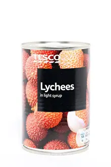 Tesco Prints: A tin of Tesco Lychees in light syrup on a white background