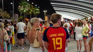 Spectators Prints: Torrevieja, Spain, July 19