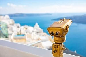 Images Dated 9th May 2019: Tower Optical, viewfinder in Santorini during the day. Tourist binoculars