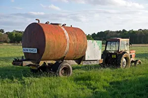 Tanker Prints: Tractor and water tanker for livestock