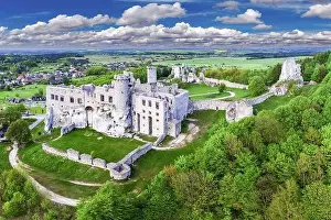 Ogrodzieniec Prints: Trail of the Eagles Nests - Ogrodzieniec Castle in the village of Podzamcze