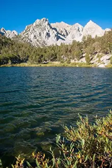 Grouse Prints: The trail to Kearsarge Pass is a difficult one