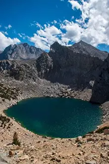 Grouse Prints: The trail to Kearsarge Pass is a difficult one