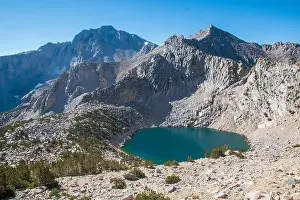 Grouse Prints: The trail to Kearsarge Pass is a difficult one