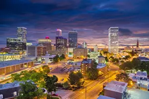 Tulsa, Oklahoma, USA downtown city skyline at twilight