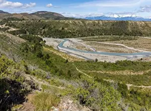 Turquoise creek flowing to the beautiful Lago General Carrera in southern Chile - Traveling the Carretera Austral