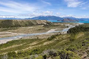 Blueish Prints: Turquoise creek flowing to the beautiful Lago General Carrera in southern Chile - Traveling the Carretera Austral