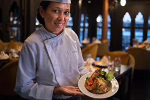 Napkins Prints: Tussanee Putkaew, the woman chef of Salathip Restaurant