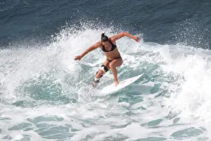 Non Urban Scene Prints: Tyler Wright prepping for the Maui Pro at Honolua Bay on Maui
