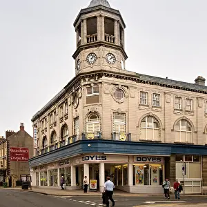 Resorts Prints: UK, England, Yorkshire, Scarborough, Queen Street, Boyes Store, rebuilt 1917