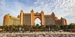 Residential Areas Prints: The united Arab emirates dubai palm jumeirah