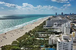 South Beach Prints: United States, Florida, Miami, Pluging view on the beach from the Setai hotel