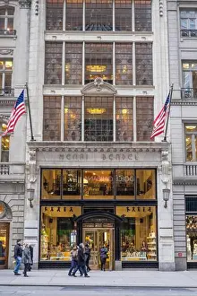 Incidental Prints: United States New York Manhattan Midtown Henri Bendel store on 5th avenue