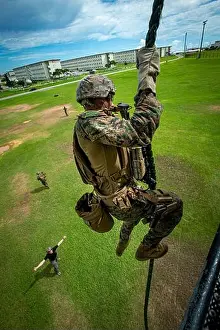 Venom Prints: A U.S. Marine with Maritime Raid Force