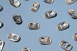Pulling Prints: Used aluminium ring pull tabs