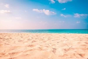 Images Dated 6th January 2017: Vacation holidays background wallpaper, two beach lounge chairs under tent on beach
