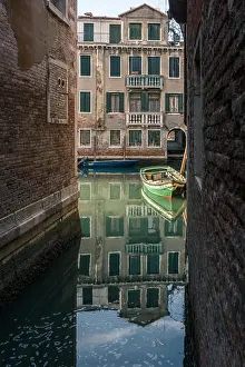 Residential District Prints: Venice on the Water