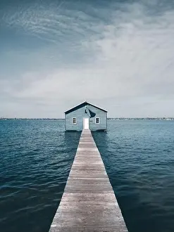 Sky Travel Prints: Vertical shot of the Blue Boat House at the end of a pier in Perth, Austral