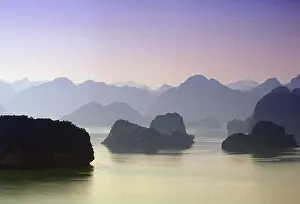 Karst Prints: Vietnam: Sunset glow, view from Dao Titop