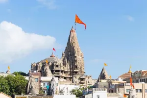 Gujarat Prints: View of Dwarkadhish Temple, current architecture of Temple was built by Chalukya in 15-16th Century
