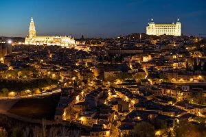 Images Dated 15th April 2017: View of the medieval center of the city of Toledo, Spain. It features the Tejo river